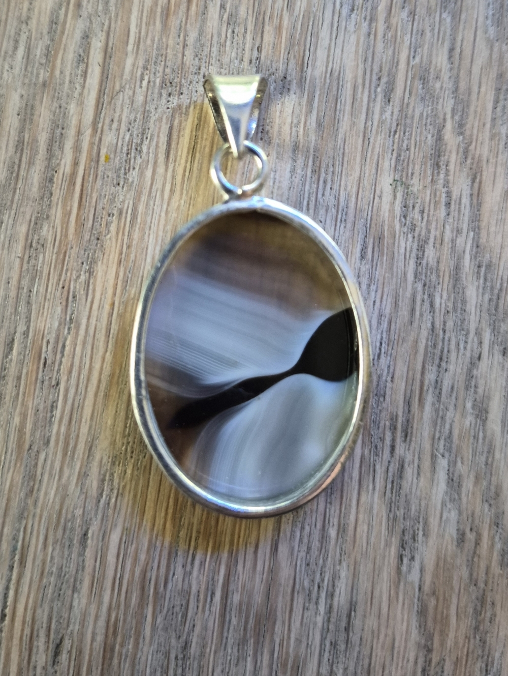 Silver Black & Gray Agate Oval Pendant - Picture 2 of 5